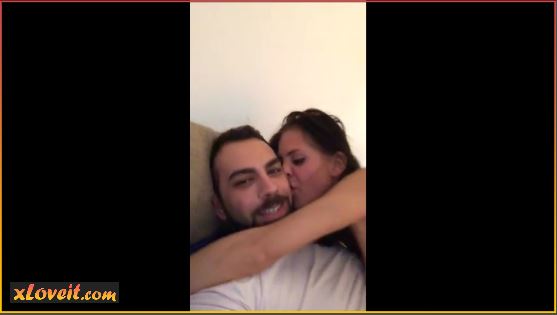 Fatih Bosnalı sevgilisini kucağına alıp sikti